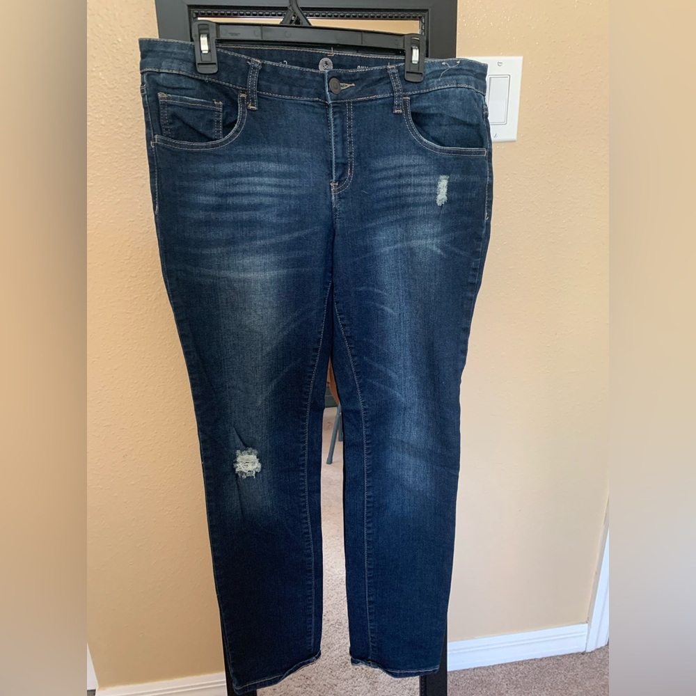 Dark Wash Distressed Skinny Jeans